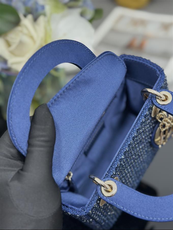 2025228Y1460P211859248