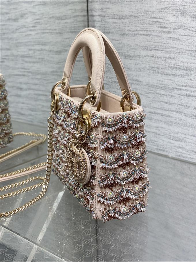 2025228Y1780P205548603