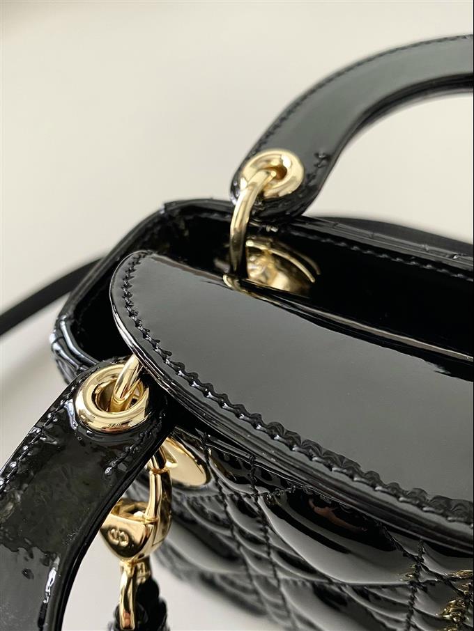 2025228Y580P212520330