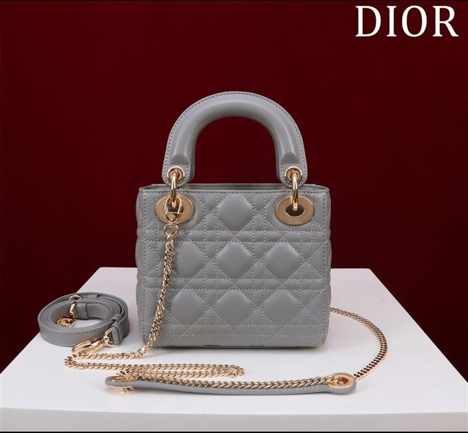 2025228Y600P205549692