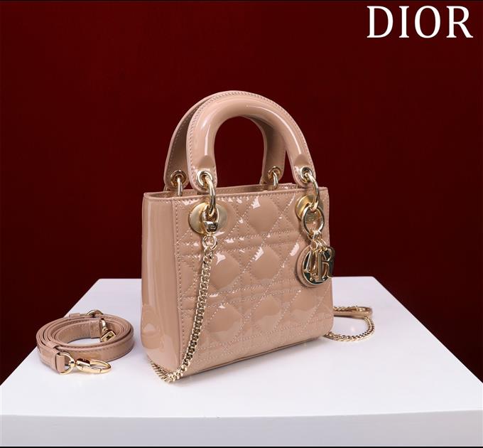 2025228Y600P205551247