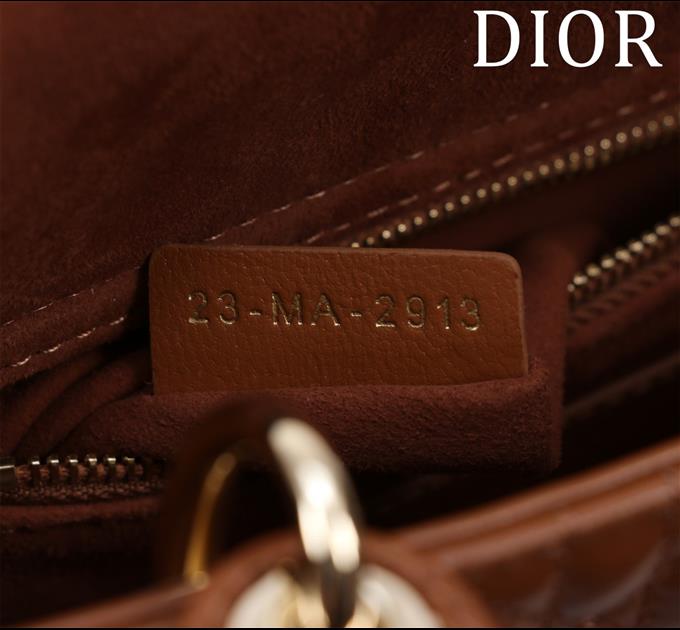 2025228Y600P205553656