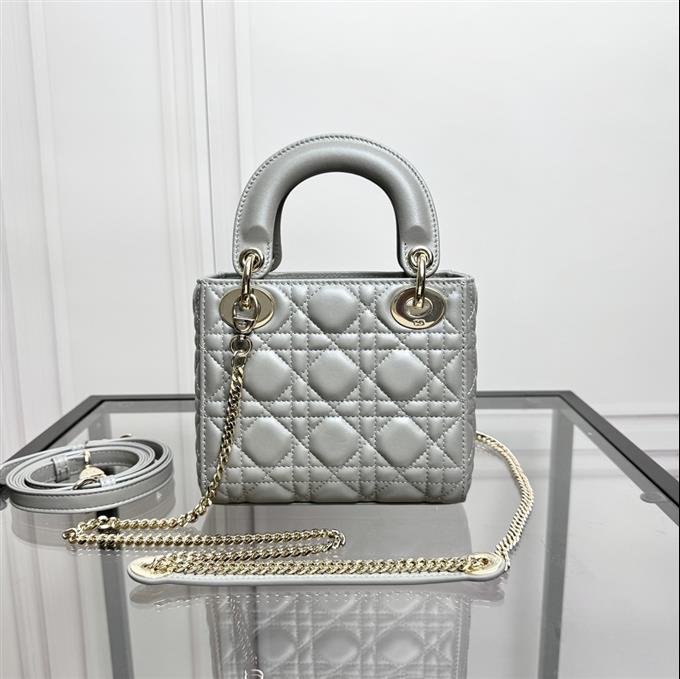 2025228Y600P205558920