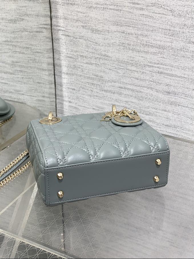 2025228Y600P20561128