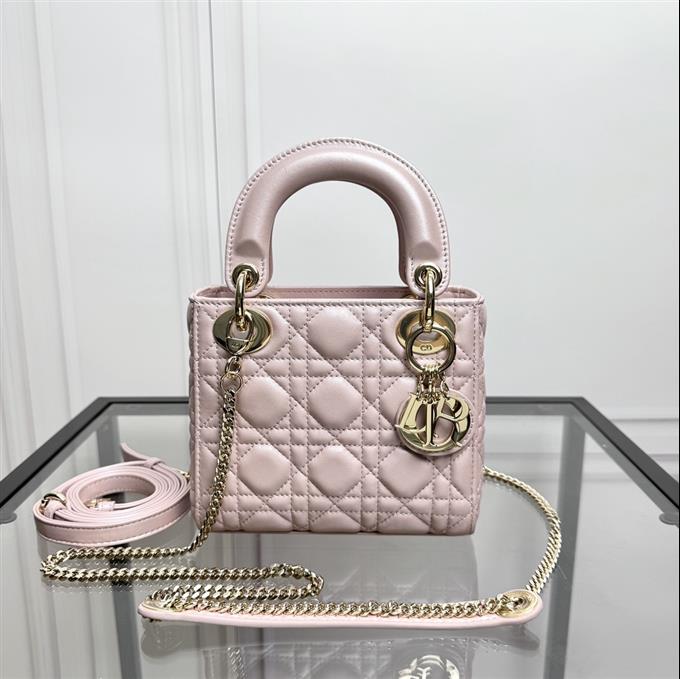 2025228Y600P205614347