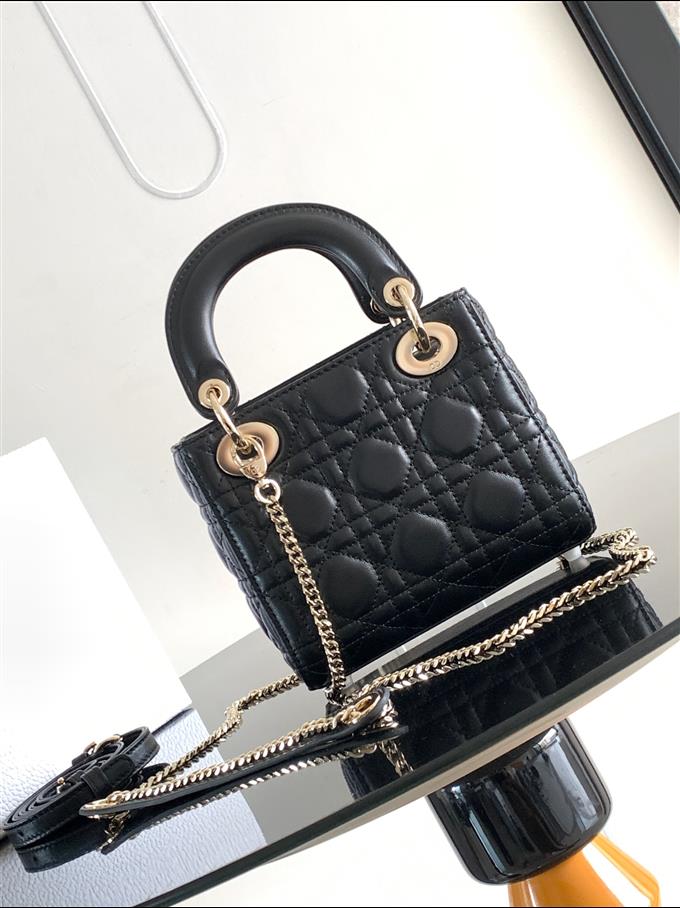 2025228Y600P205615952