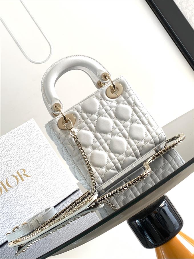 2025228Y600P205616238