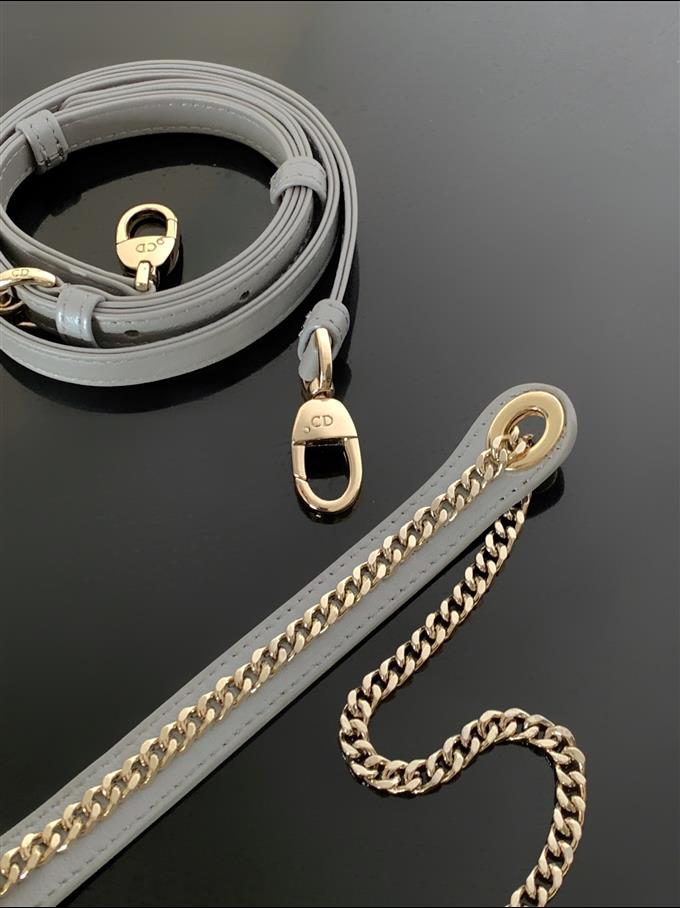 2025228Y600P205616446