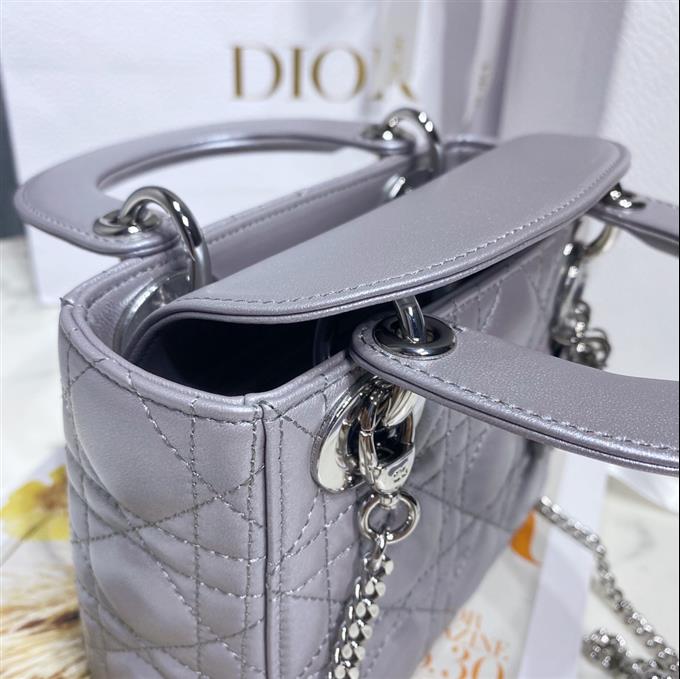 2025228Y600P20562118