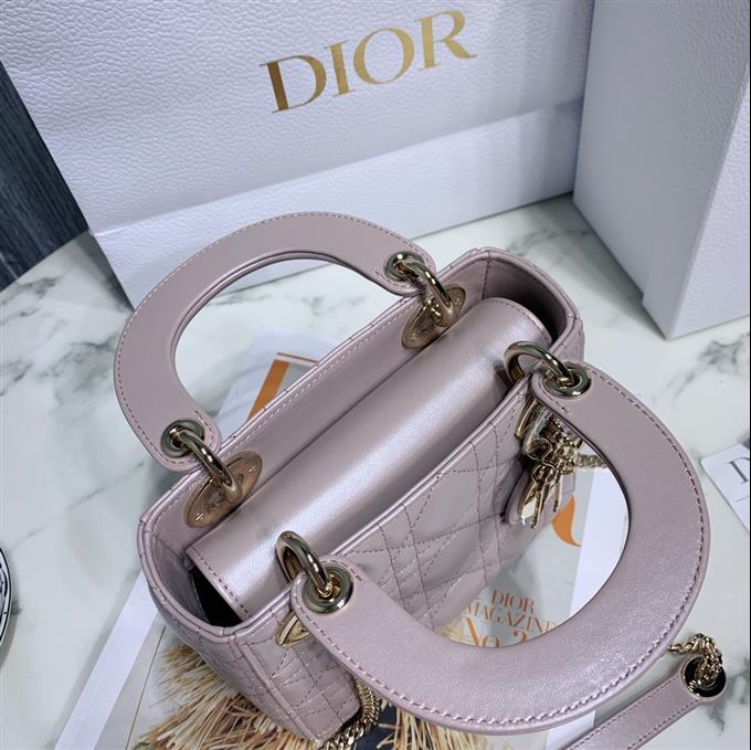 2025228Y600P20562338