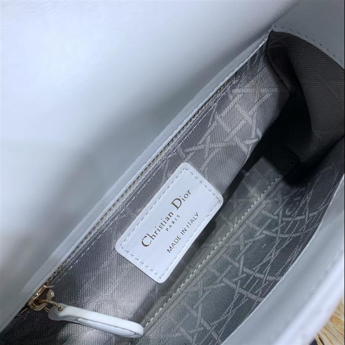 2025228Y600P20562887