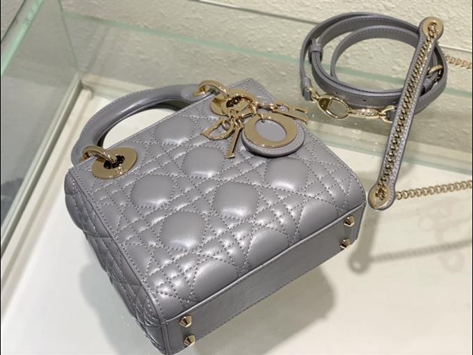 2025228Y600P20563139