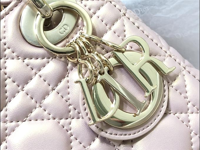 2025228Y600P20563281