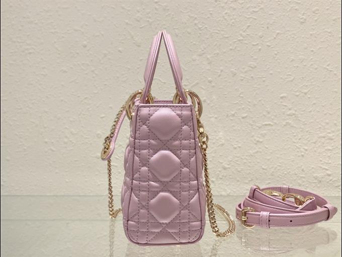 2025228Y600P20563376