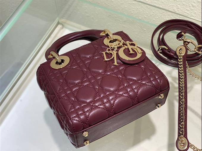 2025228Y600P20564392