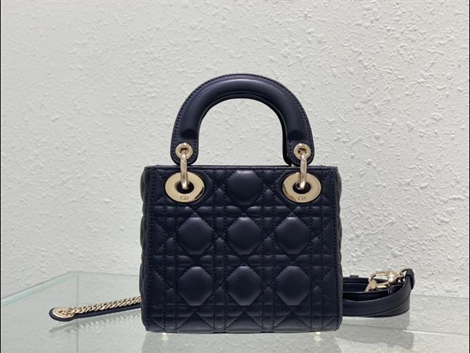 2025228Y600P20564519