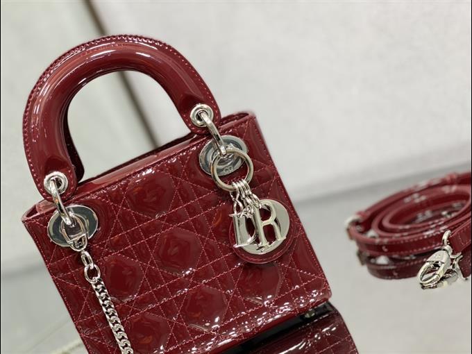 2025228Y600P20566233