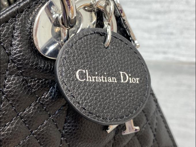 2025228Y600P20566640