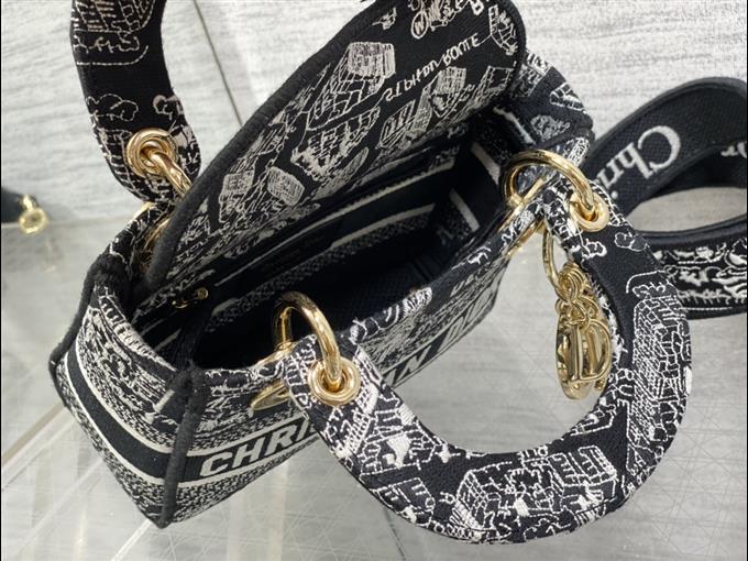 2025228Y600P20569259