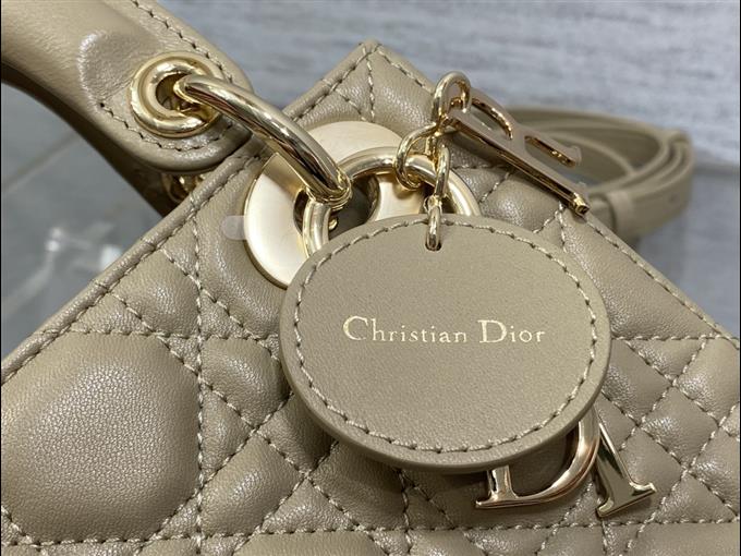 2025228Y600P20569607