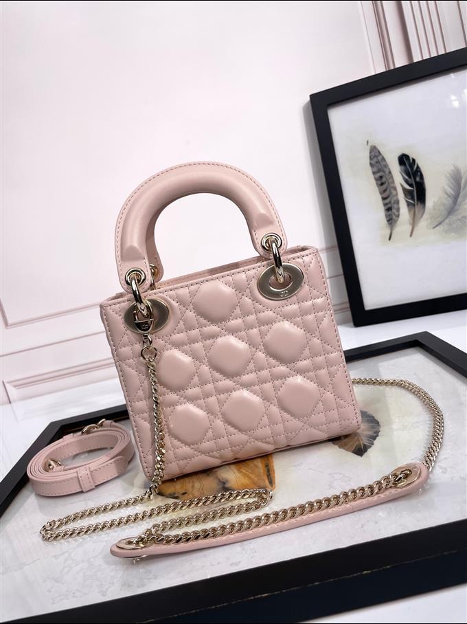 2025228Y600P20569968