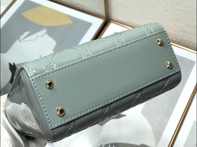 2025228Y600P212512388