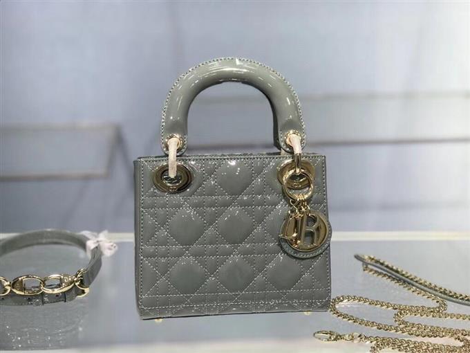 2025228Y600P212512564