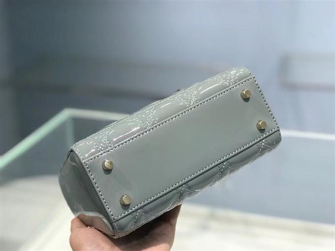 2025228Y600P212512627