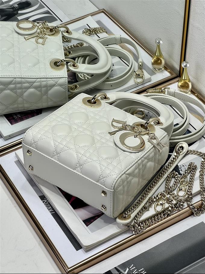 2025228Y600P212519185