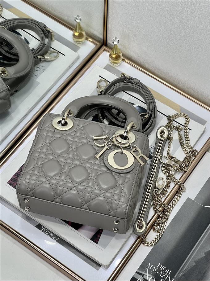 2025228Y600P212519310