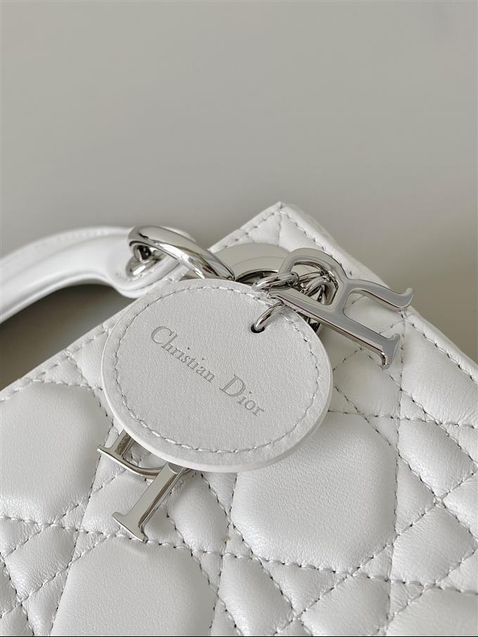 2025228Y600P212520548