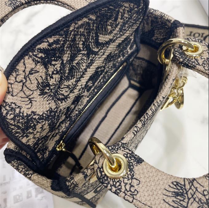 2025228Y600P212521500