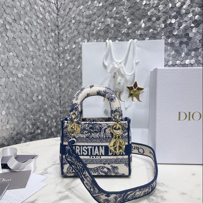 2025228Y600P212521674