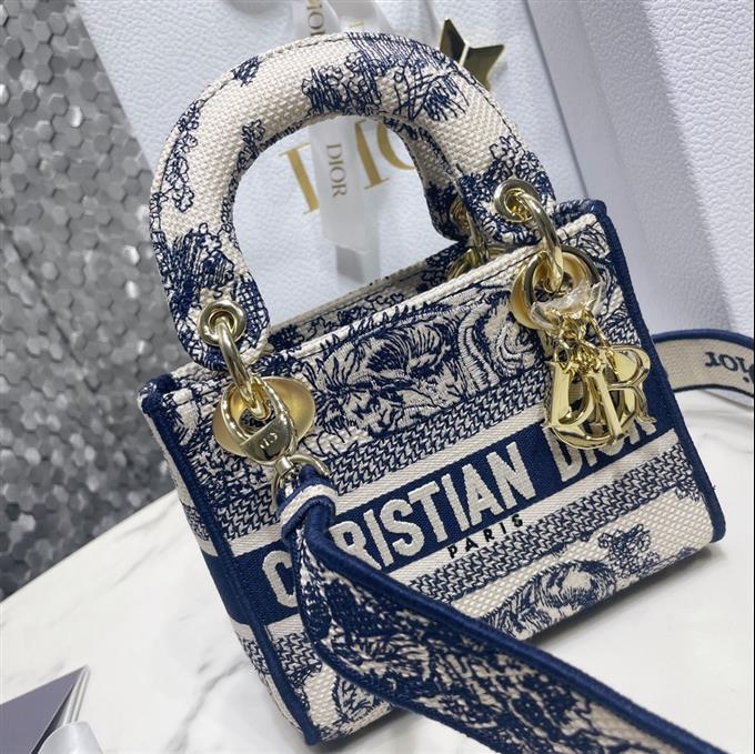 2025228Y600P212521689