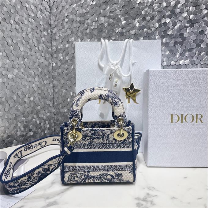 2025228Y600P212521783