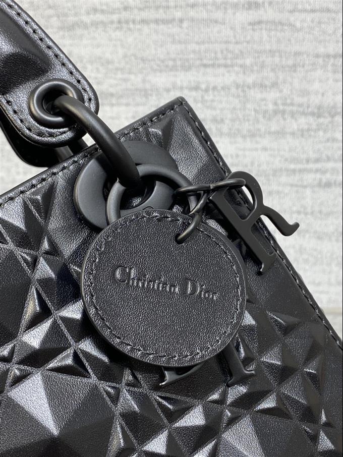 2025228Y600P212522999