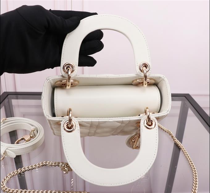 2025228Y600P212523185