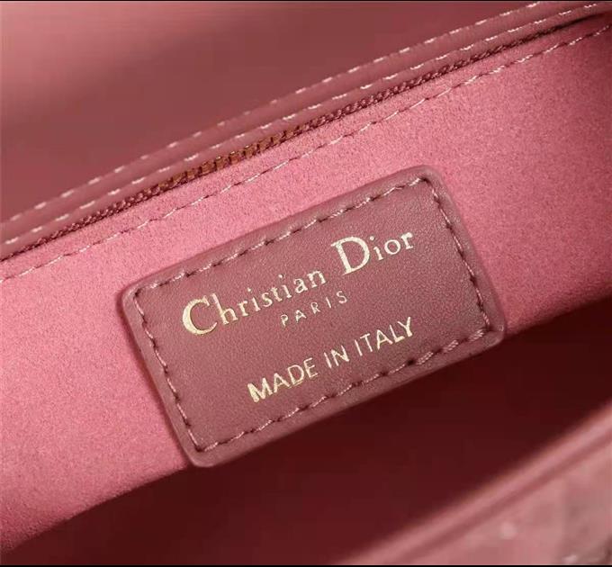 2025228Y600P212523338