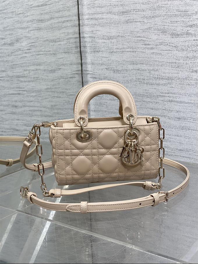 2025228Y620P212523369