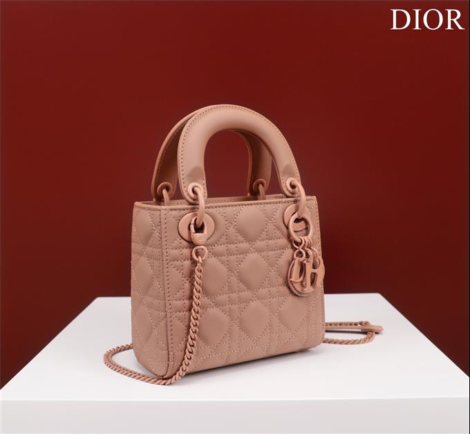 2025228Y650P205616933