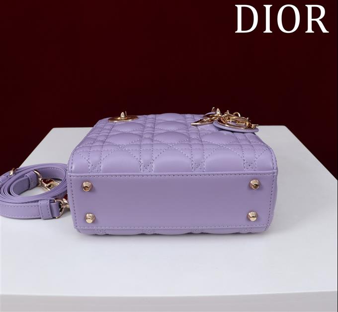 2025228Y650P205617670