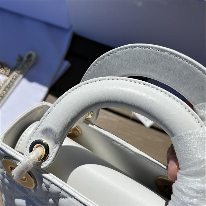 2025228Y900P221259328