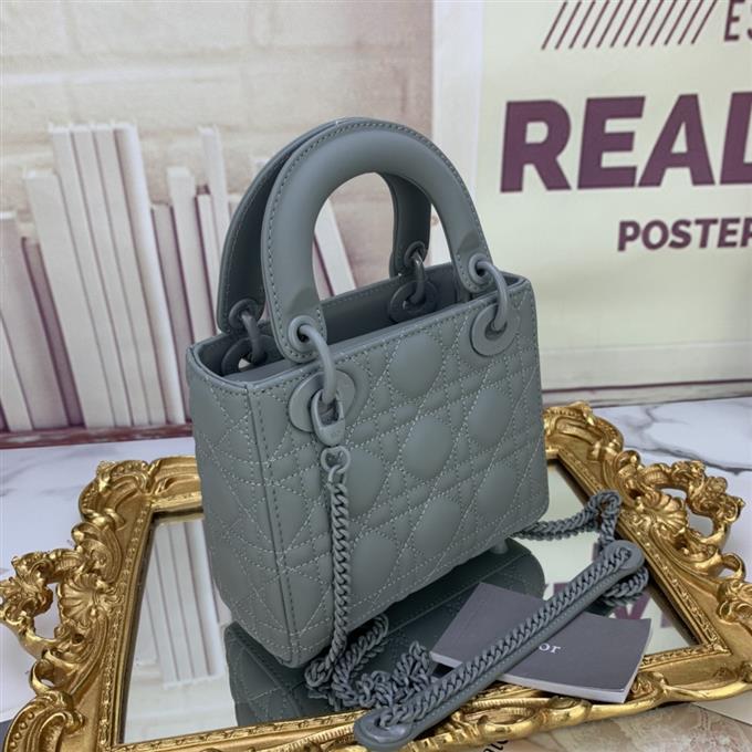 2025228Y650P205618911