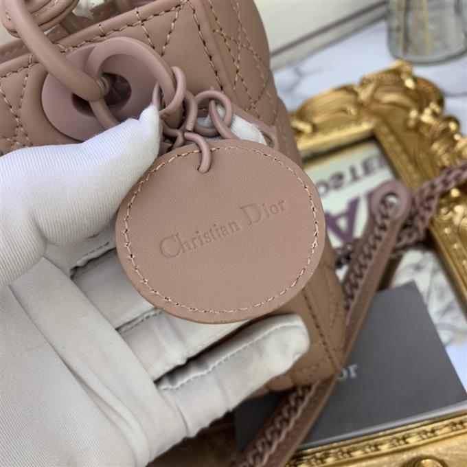 2025228Y650P205619129