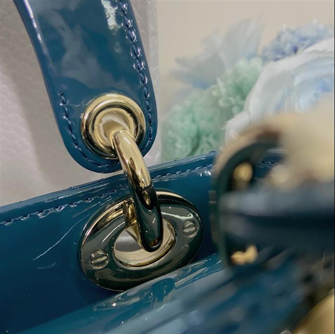 2025228Y650P205619190