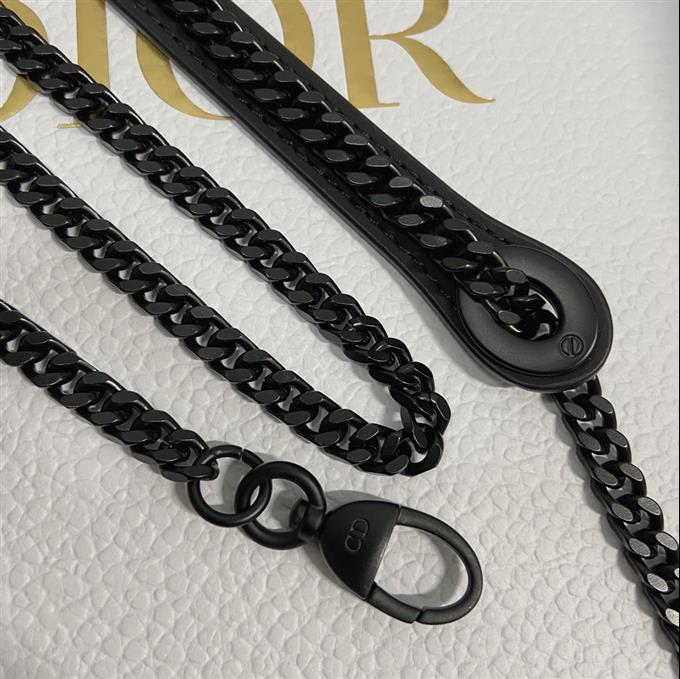 2025228Y650P205620115