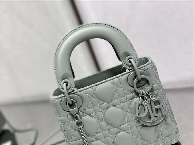 2025228Y650P205620162