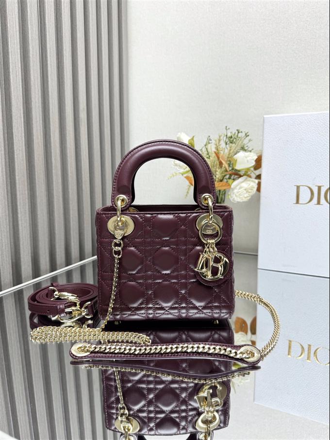 2025228Y650P205631485