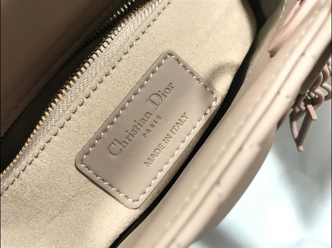 2025228Y650P211857127