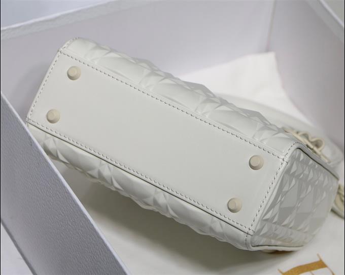 2025228Y650P211857534